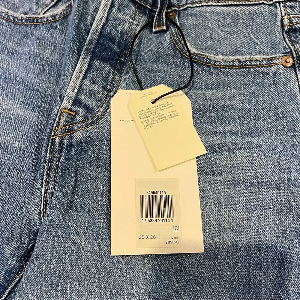 Levi’s | Wedgie Straight Fit Women’s Jeans in Salsa Spice - Dark Wash - Picture 7 of 12